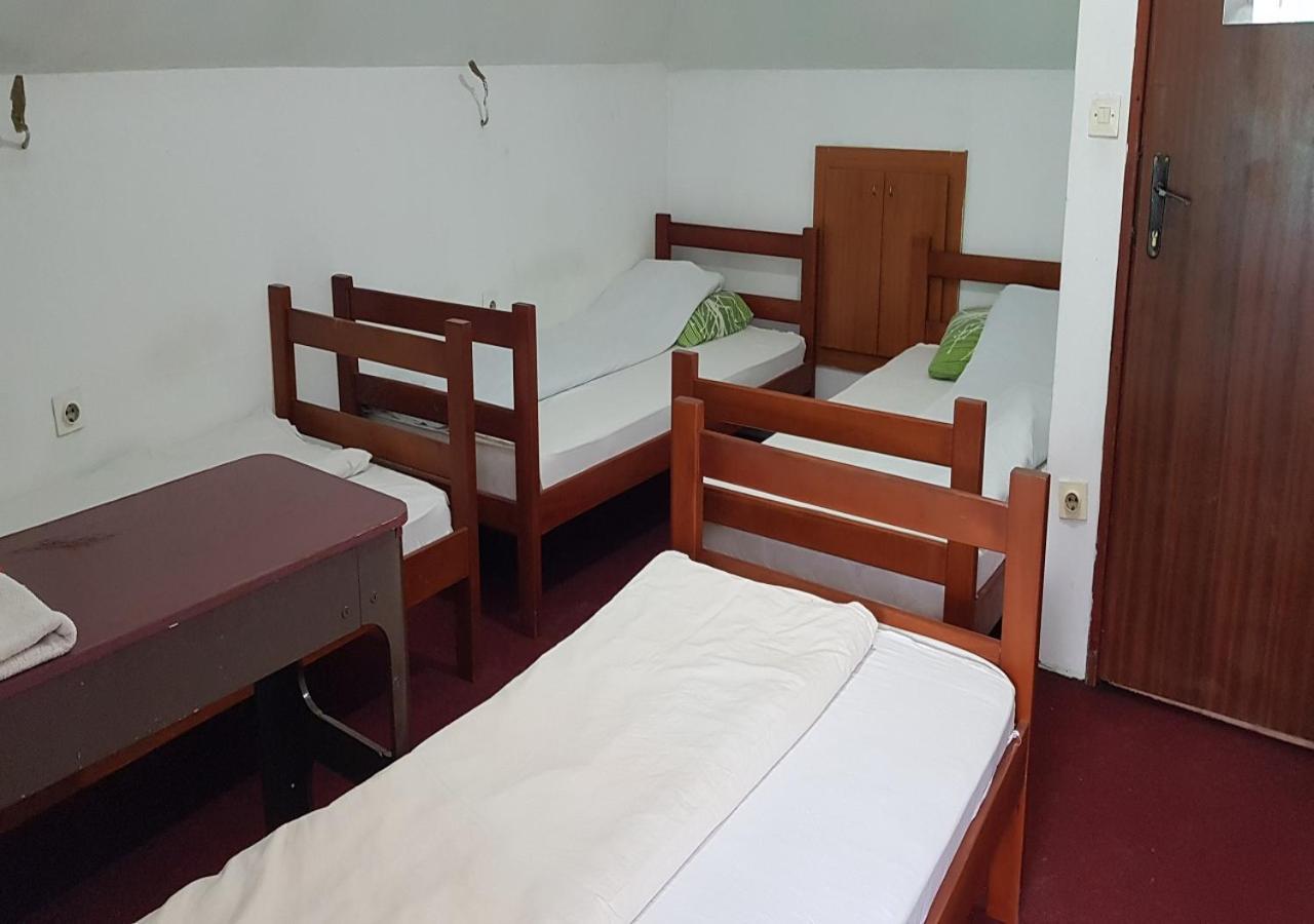 Guesthouse Mece Bijelo Polje Ngoại thất bức ảnh